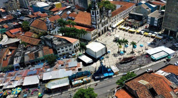 Turistas argentinos foram assaltados e agredidos no bairro de Santo Ant&ocirc;nio, no Centro do Recife