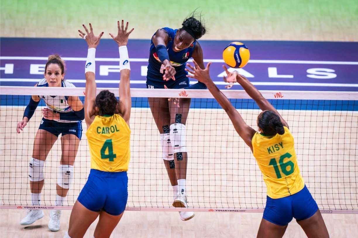 TABELA LIGA DAS NAÇÕES VÔLEI FEMININO 2022: Brasil joga hoje (13/07)?  Confira aqui o CHAVEAMENTO e a tabela do próximo jogo do Brasil na Liga das  Nações de Vôlei Feminino