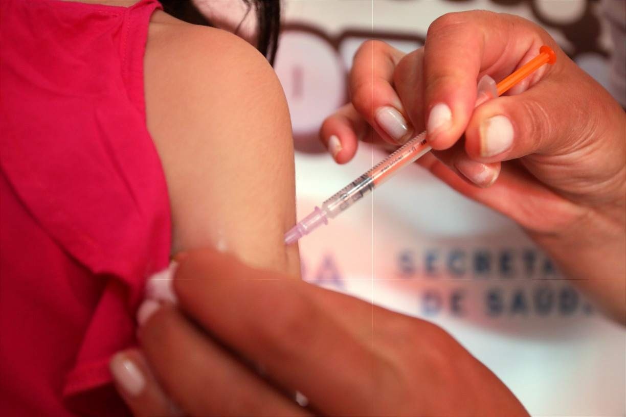 Foto da matéria: Recife amplia a vacinação contra a meningite; Saiba quem pode receber dose 