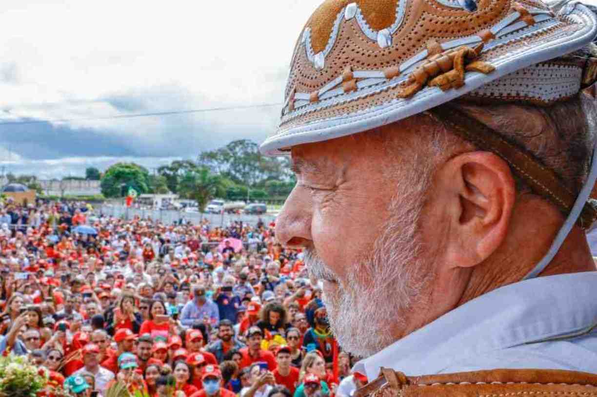 PEDIDO Lula pediu que "quem tiver uma gota de sangue nordestino não pode votar nesse negacionista"