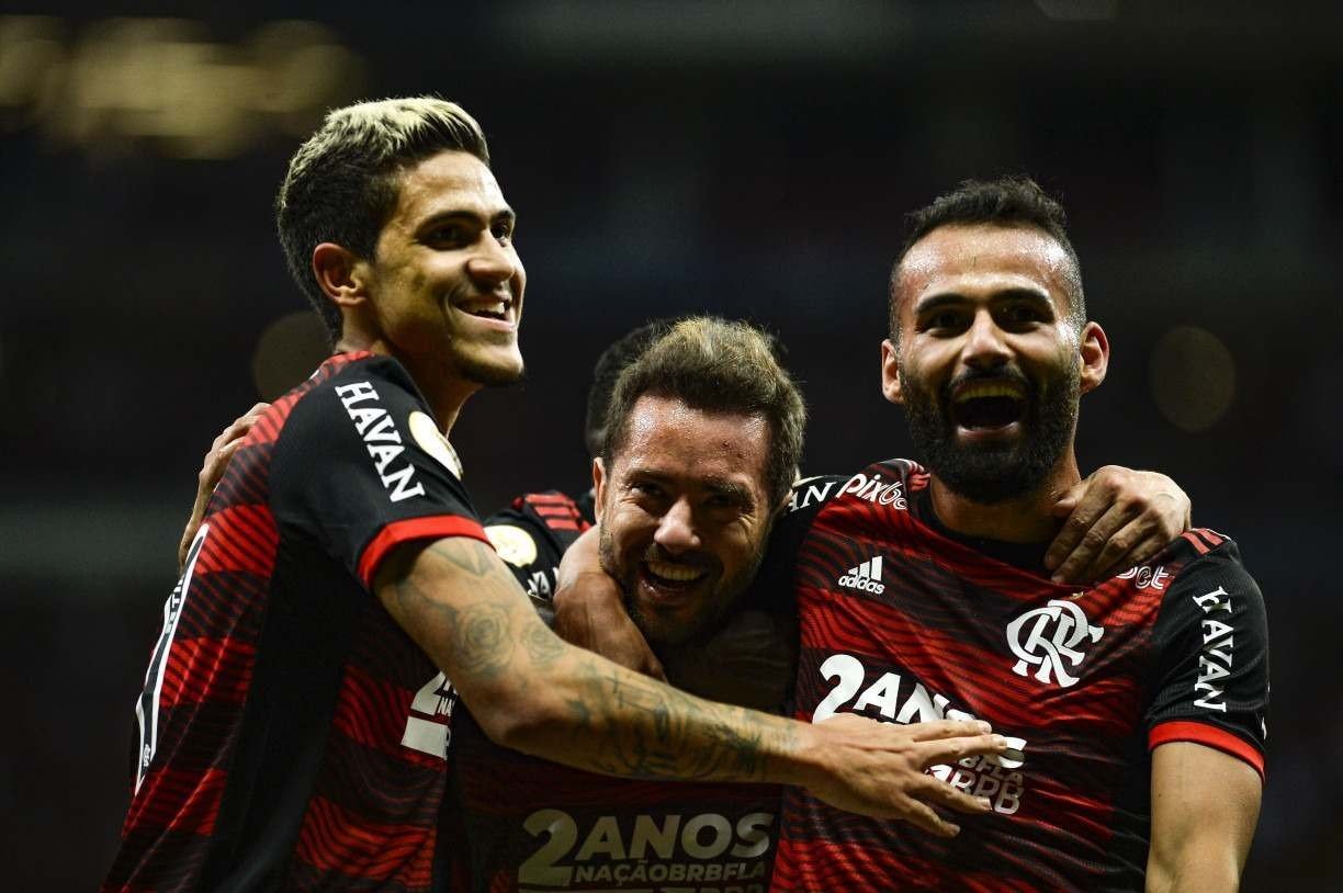 Qual foi o resultado do jogo de ontem Flamengo e Sport?