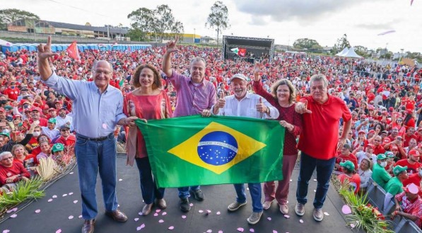 Lula em Garanhuns, Agreste de Pernambuco, nesta quarta-feira (20)