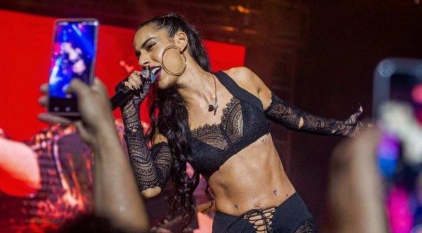 SHOW Cantora Marina Sena volta ao Recife em fevereiro para o Carnaval. 