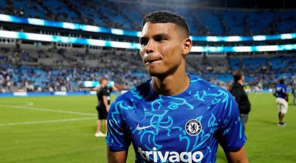 Thiago Silva deve ser t&iacute;tular no confronto entre Chelsea x Borussia Dortmund hoje 