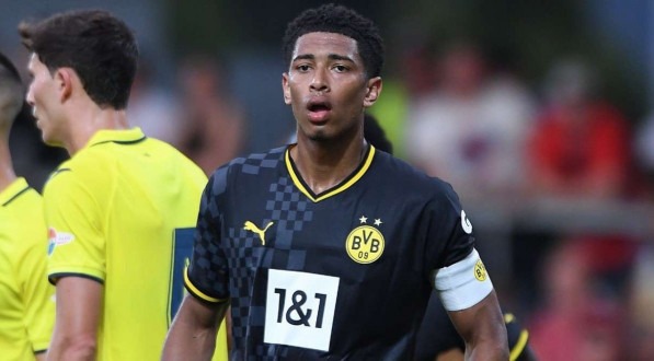 Jude Bellingham participa de 1860 Munchen x Borussia Dortmund na Copa da Alemanha
