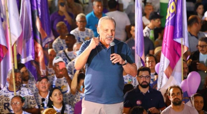 Armando Monteiro no lançamento da campanha de Raquel Lyra em 2022