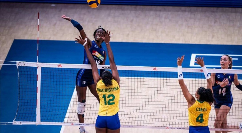 O Brasil ficou com o vice-campeonato na Liga das Na&ccedil;&otilde;es, e vai em busca do t&iacute;tulo in&eacute;dito do Mundial de v&ocirc;lei feminino 2022