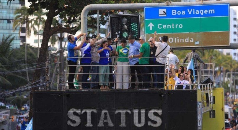 Presidente Jair Bolsonaro participou da Marcha para Jesus no Recife 