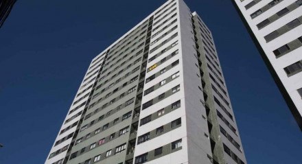 Caso aconteceu em prédio na Rua Oliveira Fonseca, no bairro de Campo Grande, na Zona Norte do Recife