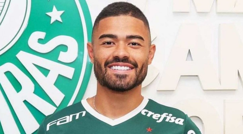 Bruno Tabata estava no Sporting, de Portugal, antes de fechar com o Palmeiras