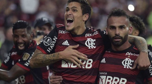Flamengo e S&atilde;o Paulo querem chegar na final da Copa do Brasil.