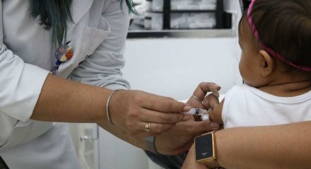A vacina BCG, contra tuberculose, pode ser aplicada até 1 mês de vida