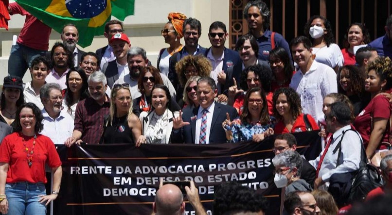 Leitura do Manifesto pela Democracia na Faculdade de Direito do Recife