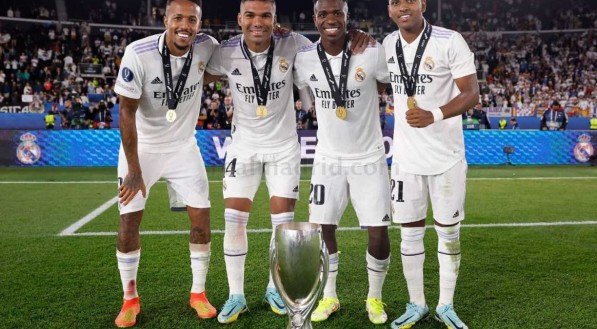 BOLA DE OURO 2022: veja os jogadores indicados ao tradicional prêmio