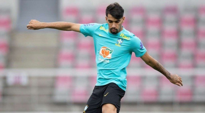 Lucas Paquet&aacute; &eacute; titular na Sele&ccedil;&atilde;o Brasileira do t&eacute;cnico Tite