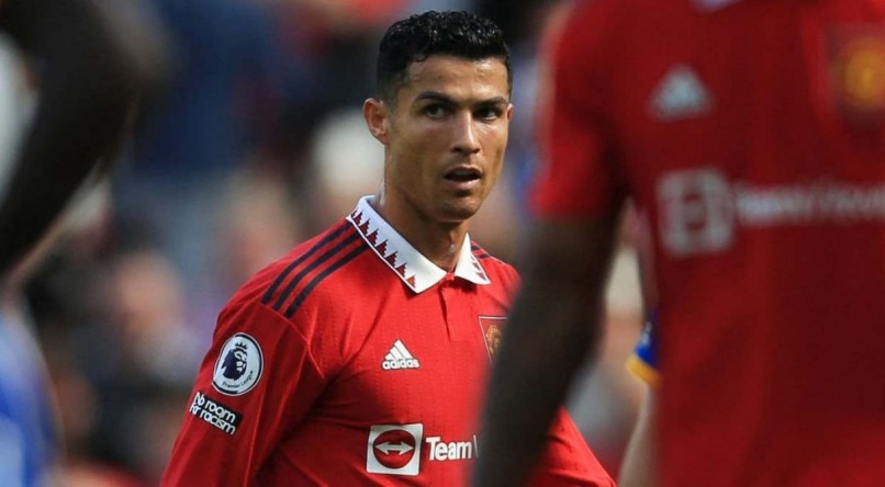 Cristiano Ronaldo dever&aacute; estar em campo em Manchester United x Omonia