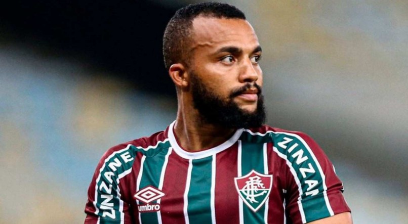 Samuel Xavier é um dos jogadores do Fluminense pela Copa do Brasil. 