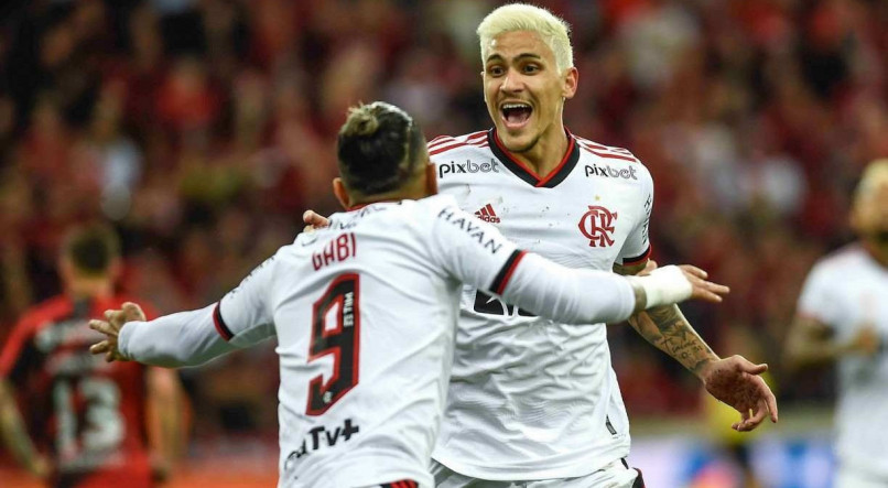 Pedro e Gabigol s&atilde;o esperan&ccedil;a de gols do Flamengo contra o Independiente del Valle