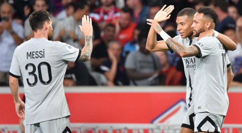 Messi, Neymar e Mbapp&eacute; s&atilde;o as estrelas do PSG 