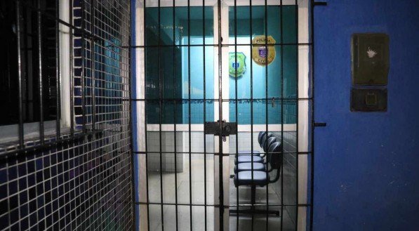Com nova lei, autor de feminicídio pode pegar pena de até 40 anos de prisão