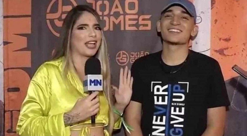 João Gomes deu cantada em repórter durante entrevista