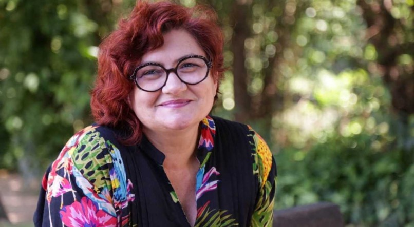 AUTORA Escritora lança seu primeiro livro escrito após Prêmio Jabuti
