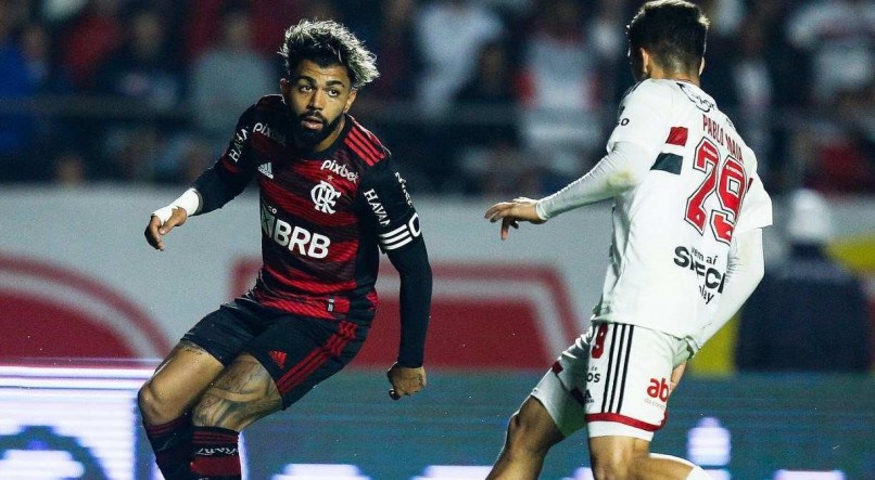Gabigol e Pablo Maia em São Paulo x Flamengo
