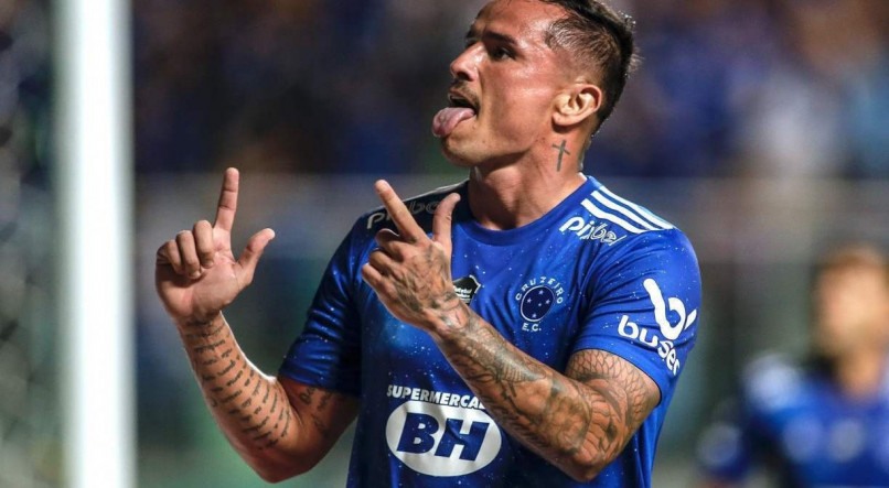 Edu foi um dos destaques do Cruzeiro no t&iacute;tulo da S&eacute;rie B de 2022