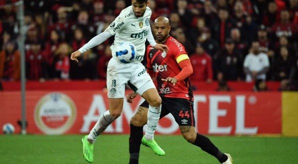 O Athletico Paranaense jogar&aacute; contra o Palmeiras.