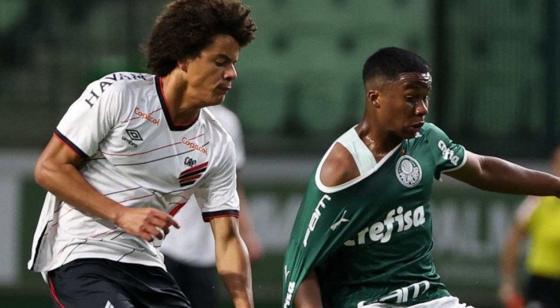 O Palmeiras passou pelo Athletico-PR para chegar na final do Brasileir&atilde;o Sub-20