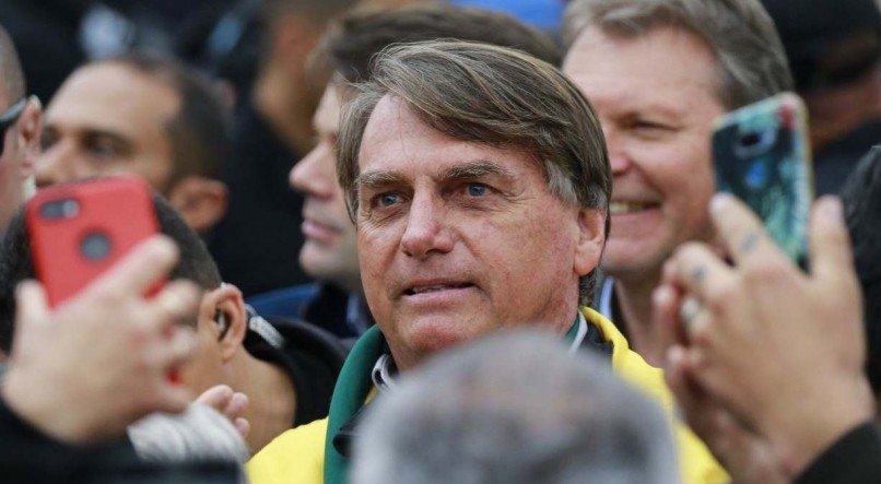 Bolsonaro foi o &uacute;ltimo dos principais presidenci&aacute;veis a se manifestar sobre a tentativa de assassinato da vice-presidente da Argentina