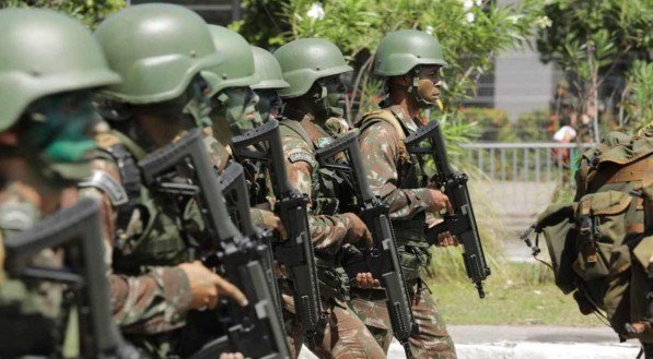 Imagem do desfile cívico militar de 2024