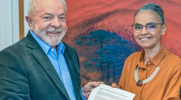 Marina pediu demissão do ministério de Lula quando o governo queria plantar cana na Amazônia