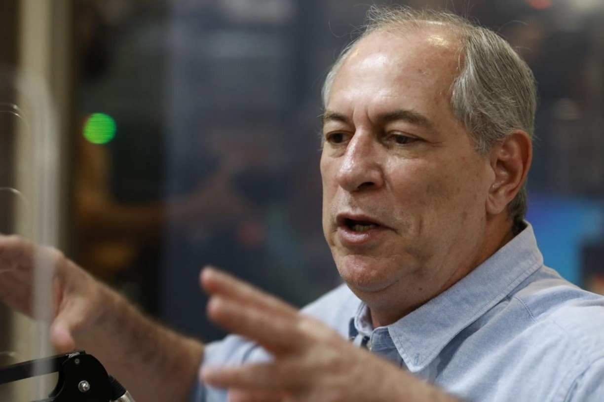 Como Ciro Gomes desencadeou briga entre Michelle e os filhos de Bolsonaro