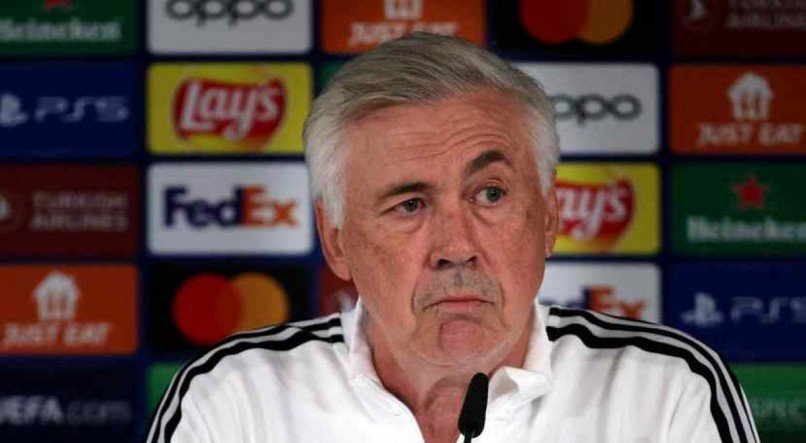 Ancelotti, t&eacute;cnico do Real Madrid estar&aacute; na beira do gramado no Mundial de Clubes