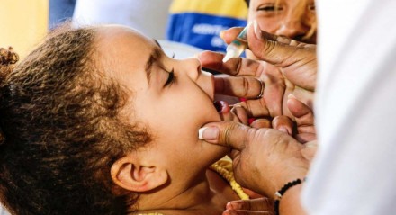 Cobertura da vacina contra a poliomielite está em 34,18% no Recife, e o recomendado pelo Ministério da Saúde é de 95%