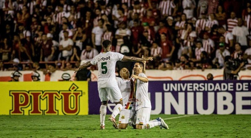 Sampaio Corr&ecirc;a entra em campo hoje

