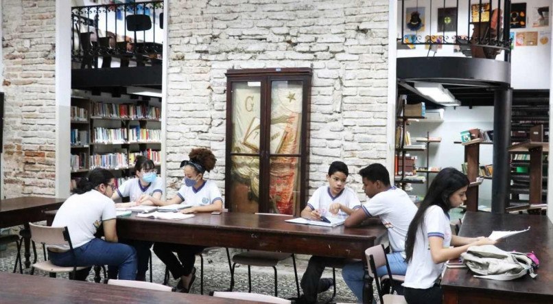 Rede estadual de ensino de Pernambuco abriu 62 mil vagas para alunos novatos no ano letivo de 2023
