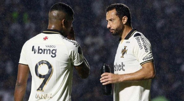 Nen&ecirc; &eacute; o principal jogador do Vasco em campo na decis&atilde;o contra o Ituano na &uacute;ltima rodada da S&eacute;rie B