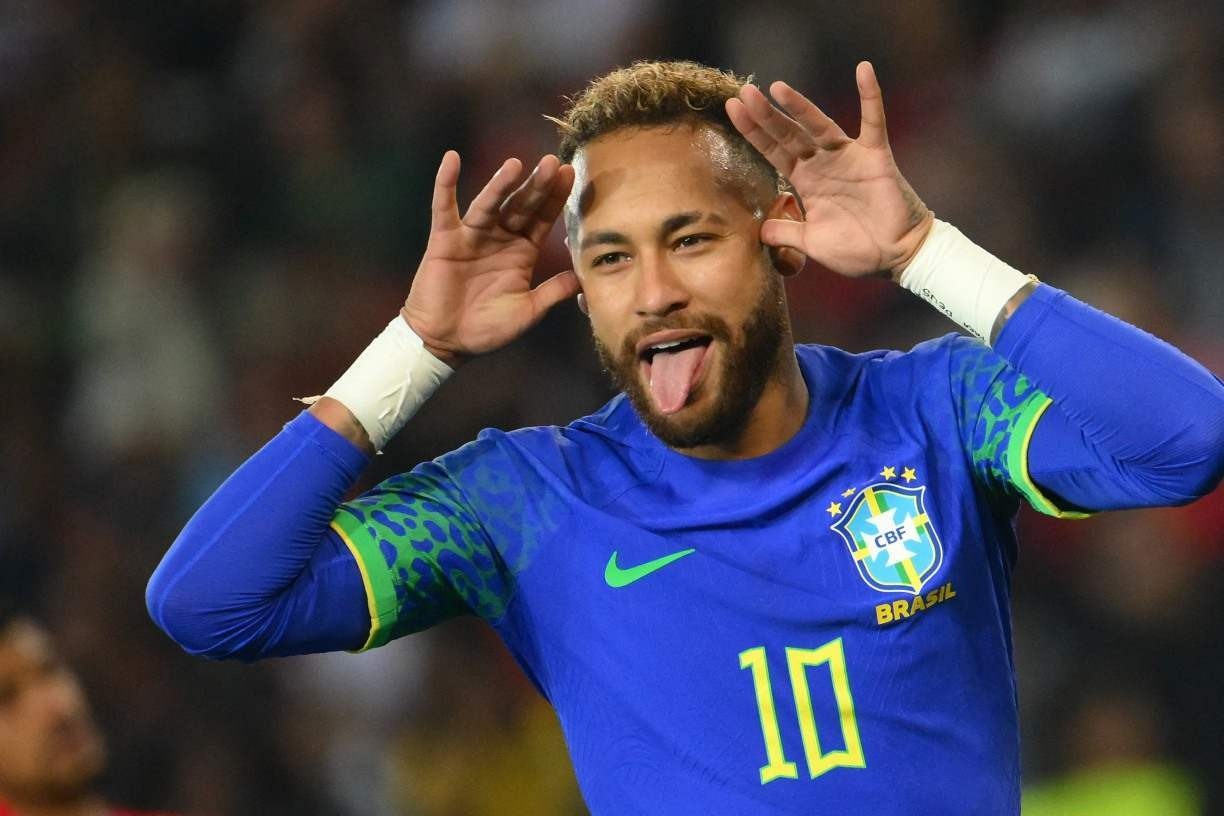 Neymar Legend: Vale R$ 9.000? É pra colar? Veja o que fazer e quanto valem  as Figurinhas Extras do Álbum da Copa