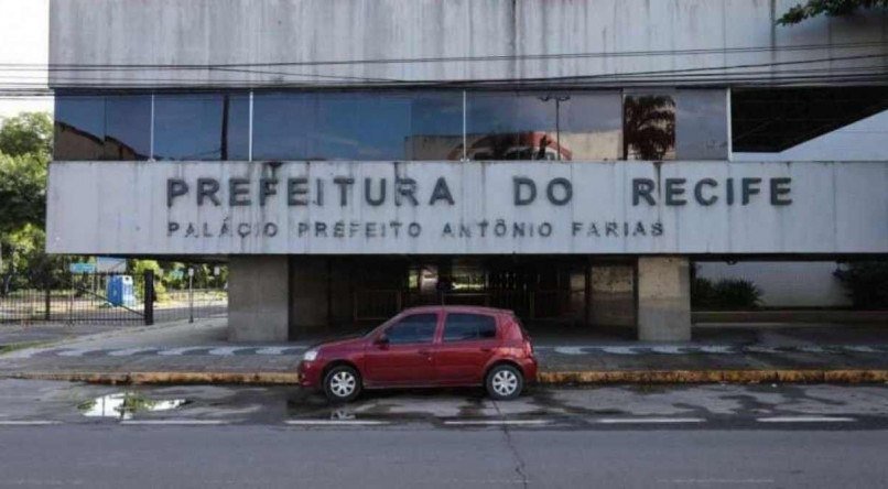 Prefeitura do Recife informou que atualmente conta com 112 servidores cedidos pelo Governo de Pernambuco