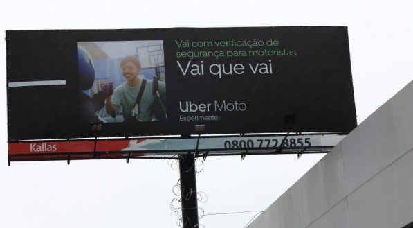 Diferentemente de muitas cidades, inclusive o Recife, S&atilde;o Paulo tamb&eacute;m proibiu a opera&ccedil;&atilde;o, pelo menos oficialmente, do servi&ccedil;o de Uber e 99 Moto na capital