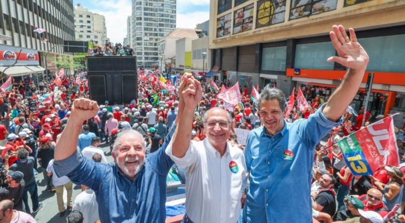 Lula, presidente eleito; Geraldo Alckmin, vice-presidente eleito, e Haddad, cotado para a Fazenda