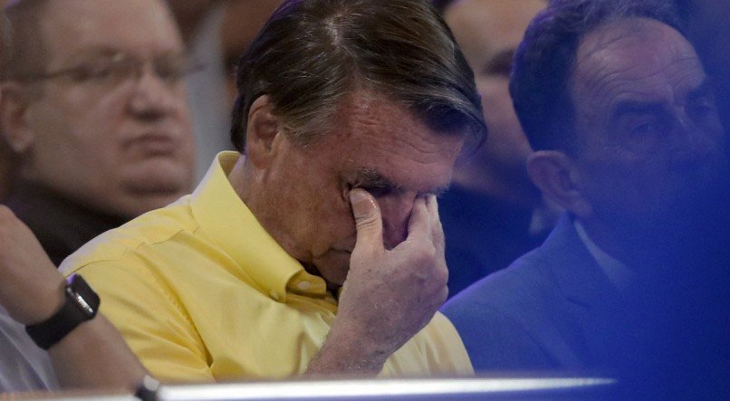 O presidente Jair Bolsonaro (PL), candidato à reeleição, participa da celebração do dia de Nossa Senhora Aparecida, padroeira do Brasil, no Santuário Nacional de Aparecida, na cidade de Aparecida, no interior de São Paulo.