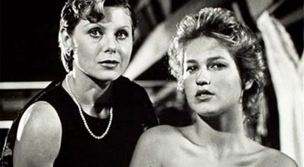 XUXA Após criticar Damares, Xuxa foi criticada pelo filme Amor Estranho Amor; na foto, Xuxa e Vera Fischer