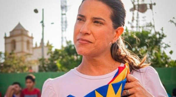 Após dizer em guia que não vai brigar por "padrinho político'', Raquel Lyra afirma que vai ser a governadora "de todos os pernambucanos"