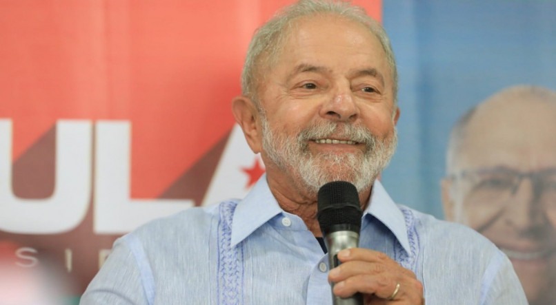 Lula (PT) ser&aacute; o convidado do Flow podcast desta ter&ccedil;a-feira (18).