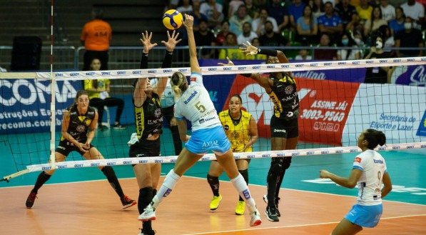 A final da Superliga Feminina de v&ocirc;lei acontece neste domingo (7), em jogo &uacute;nico