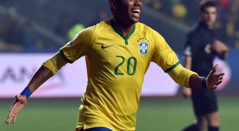 Robinho, ex-atacante da Sele&ccedil;&atilde;o Brasileira, foi condenado por estupro