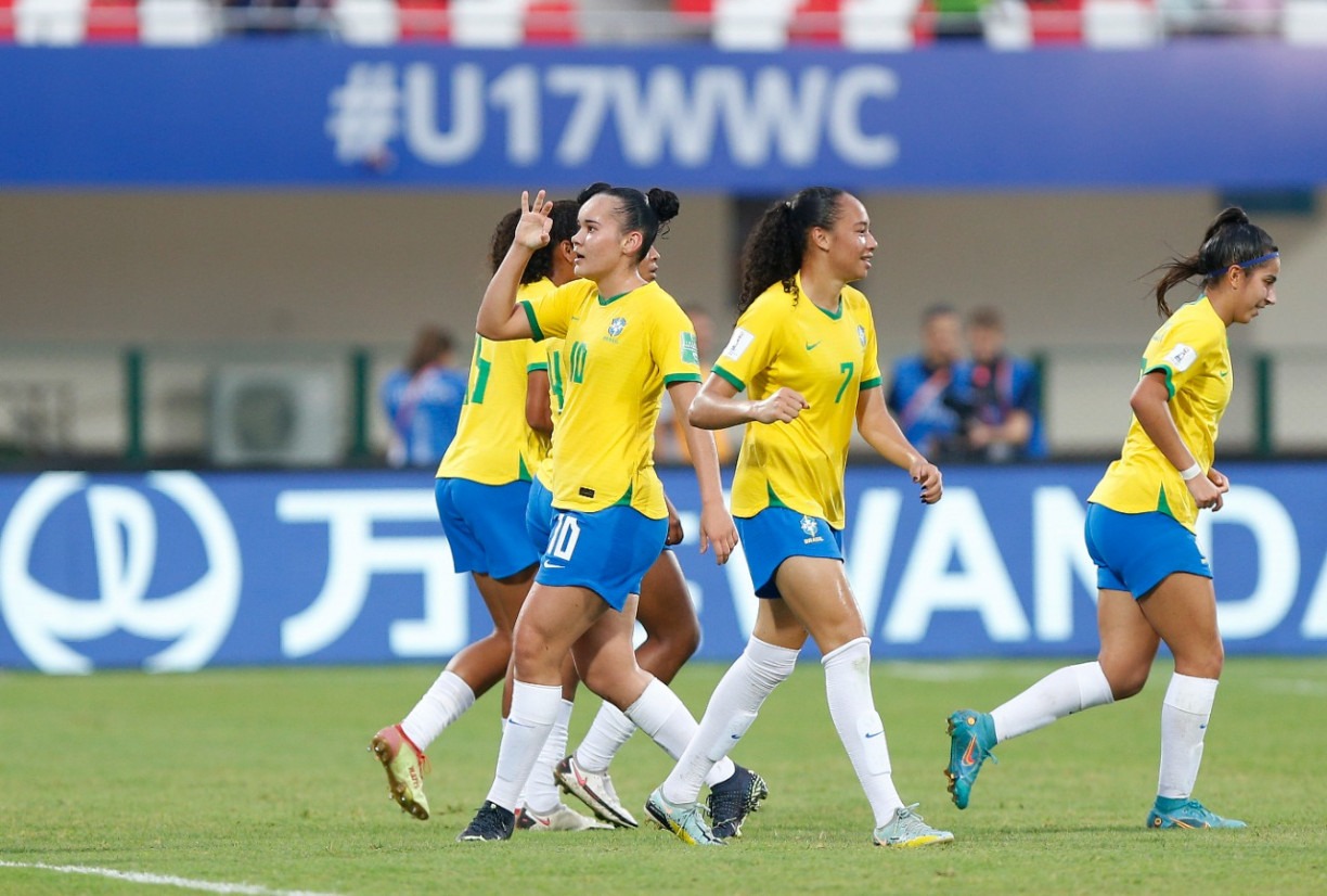 Copa do Mundo: Cuiabá decreta ponto facultativo durante os jogos da Seleção  feminina - PP